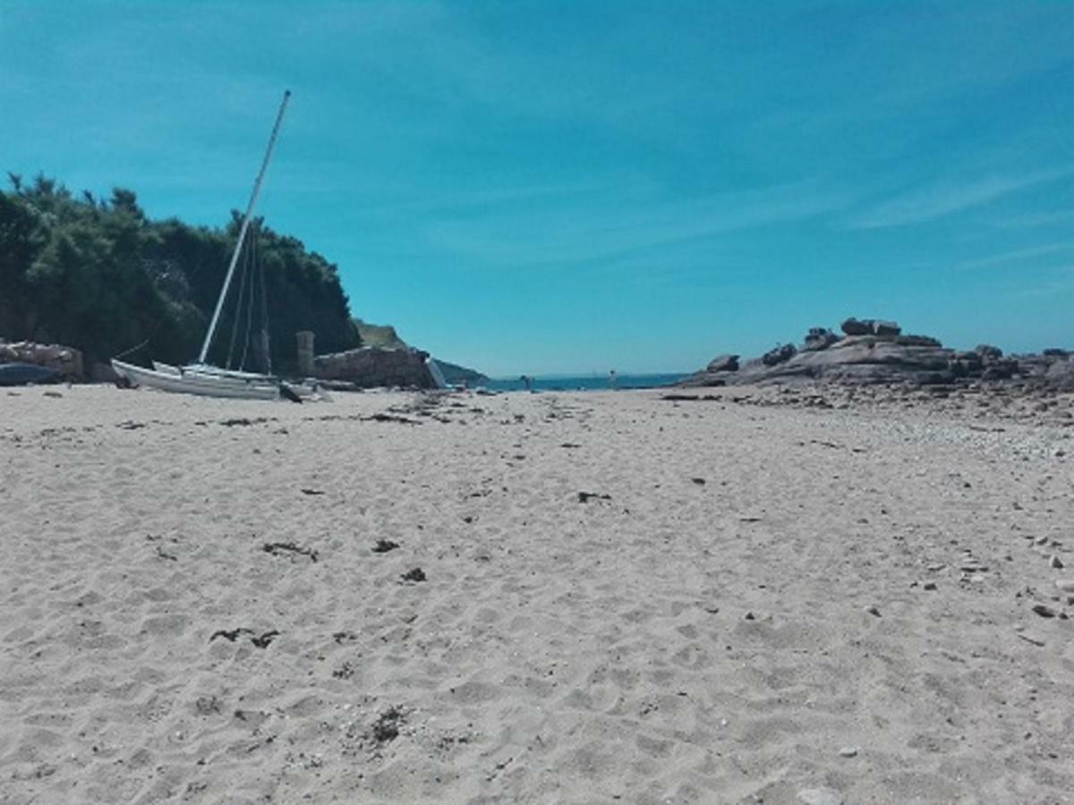 Vue Mer Cote De Granit Rose En Bretagne Trébeurden エクステリア 写真